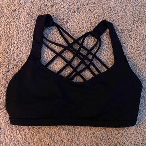 Lululemon Free to Be Sports Bra